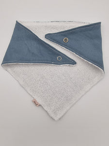 Plain colour or personalised dribble bib