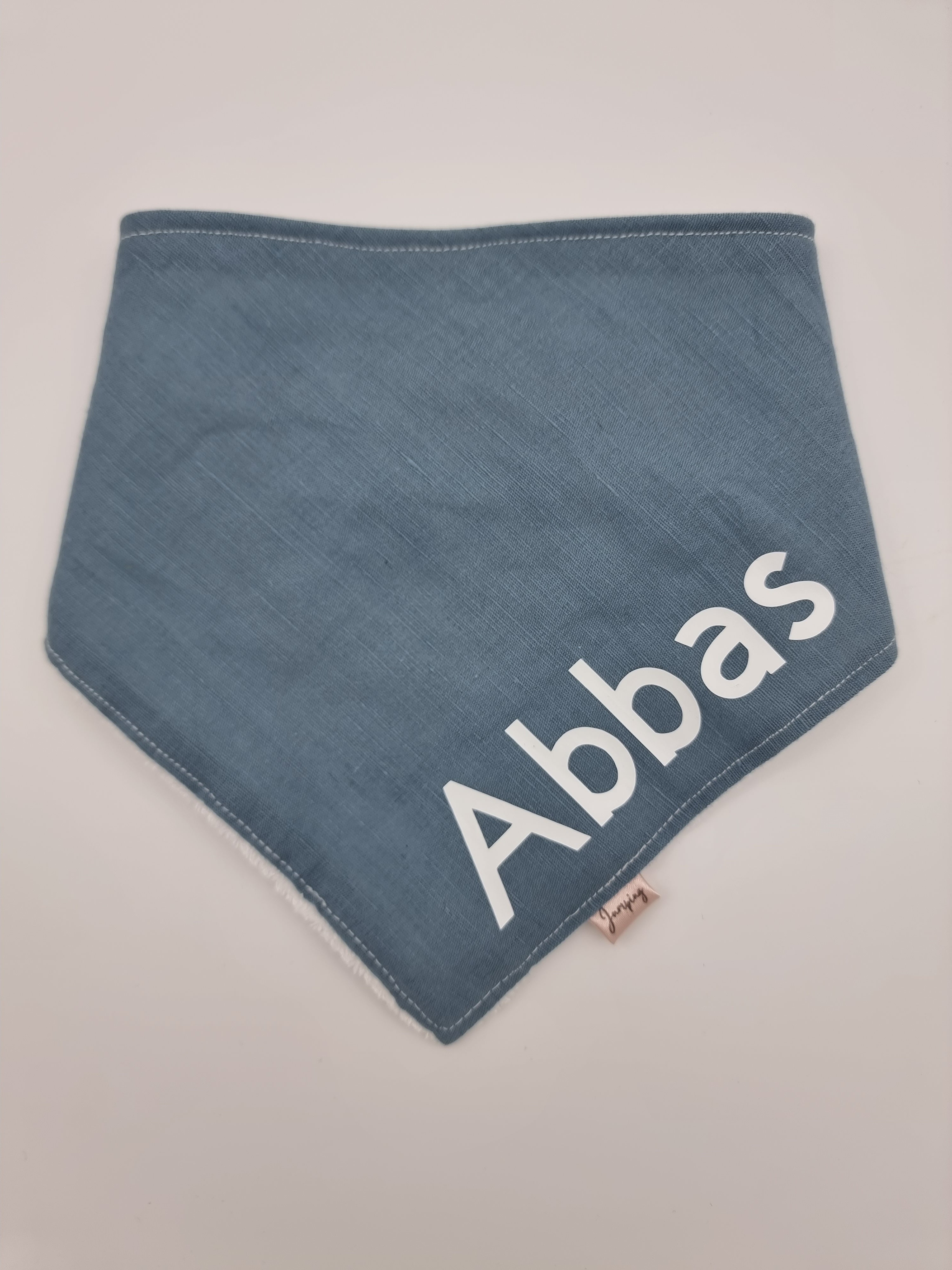 Plain colour or personalised dribble bib