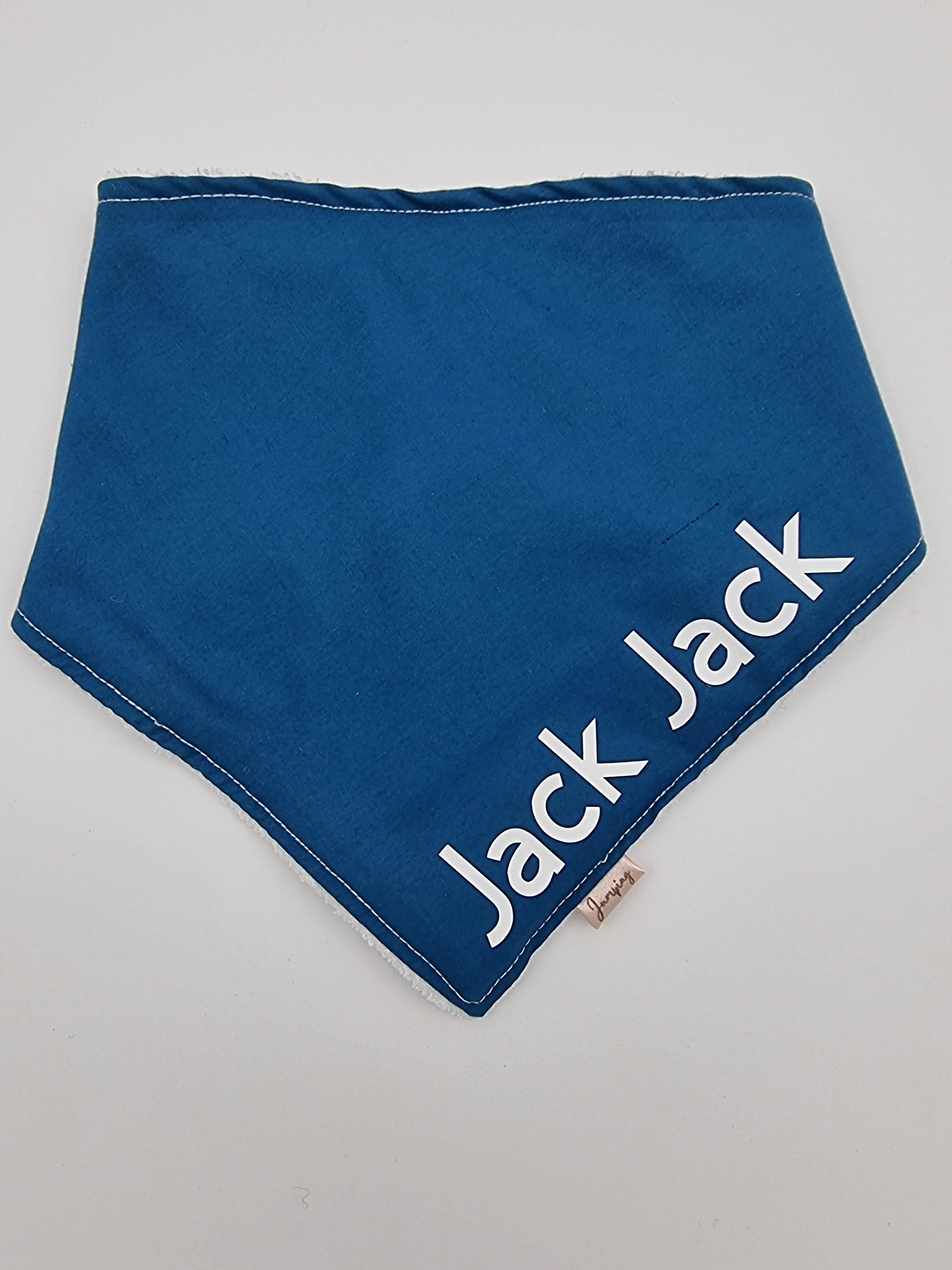 Plain colour or personalised dribble bib