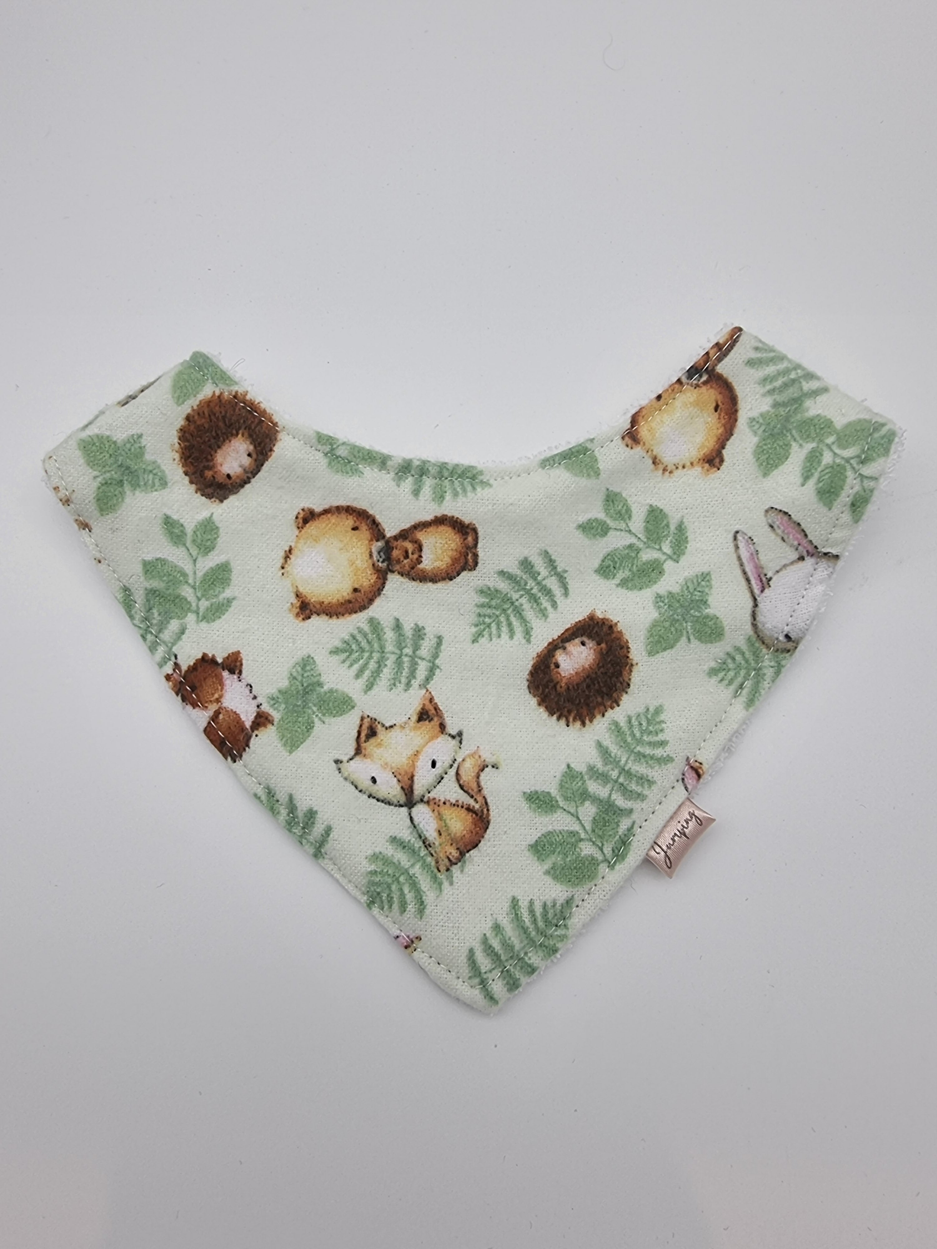 Autumn wildlife fitted bib