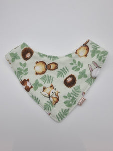 Autumn wildlife fitted bib