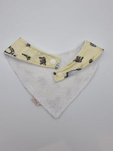 Winnie the Pooh fitted bib