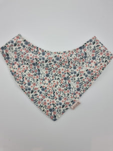 Floral fitted bib