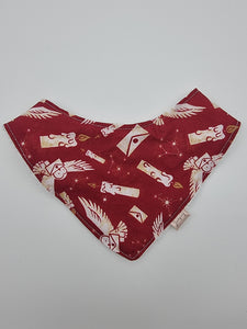 Hedwig's got mail fitted bib