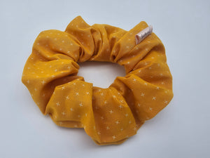 Positively mustard scrunchie