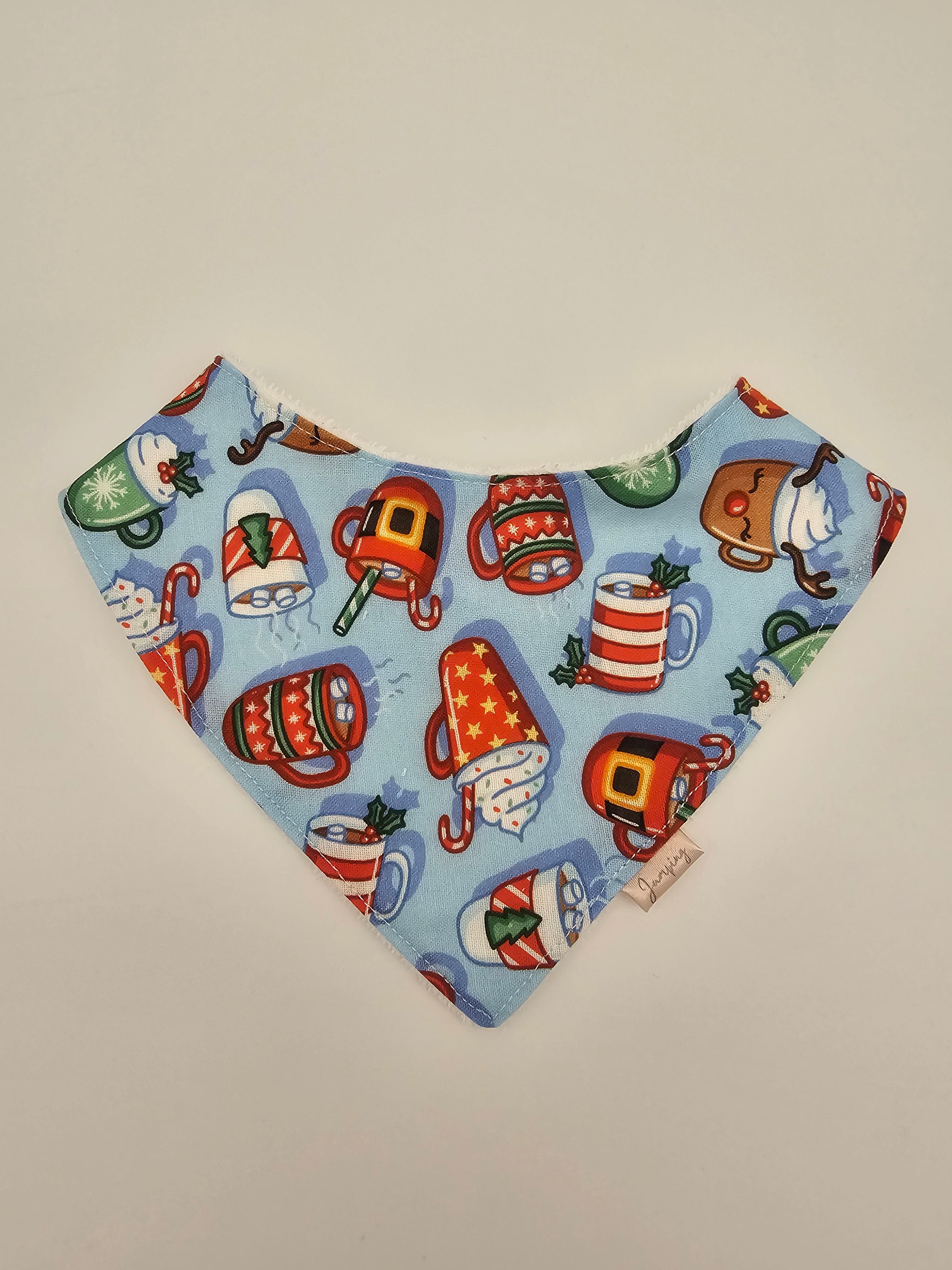 Christmas drinks fitted bib
