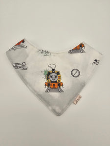 Thomas the tank engine fitted bib