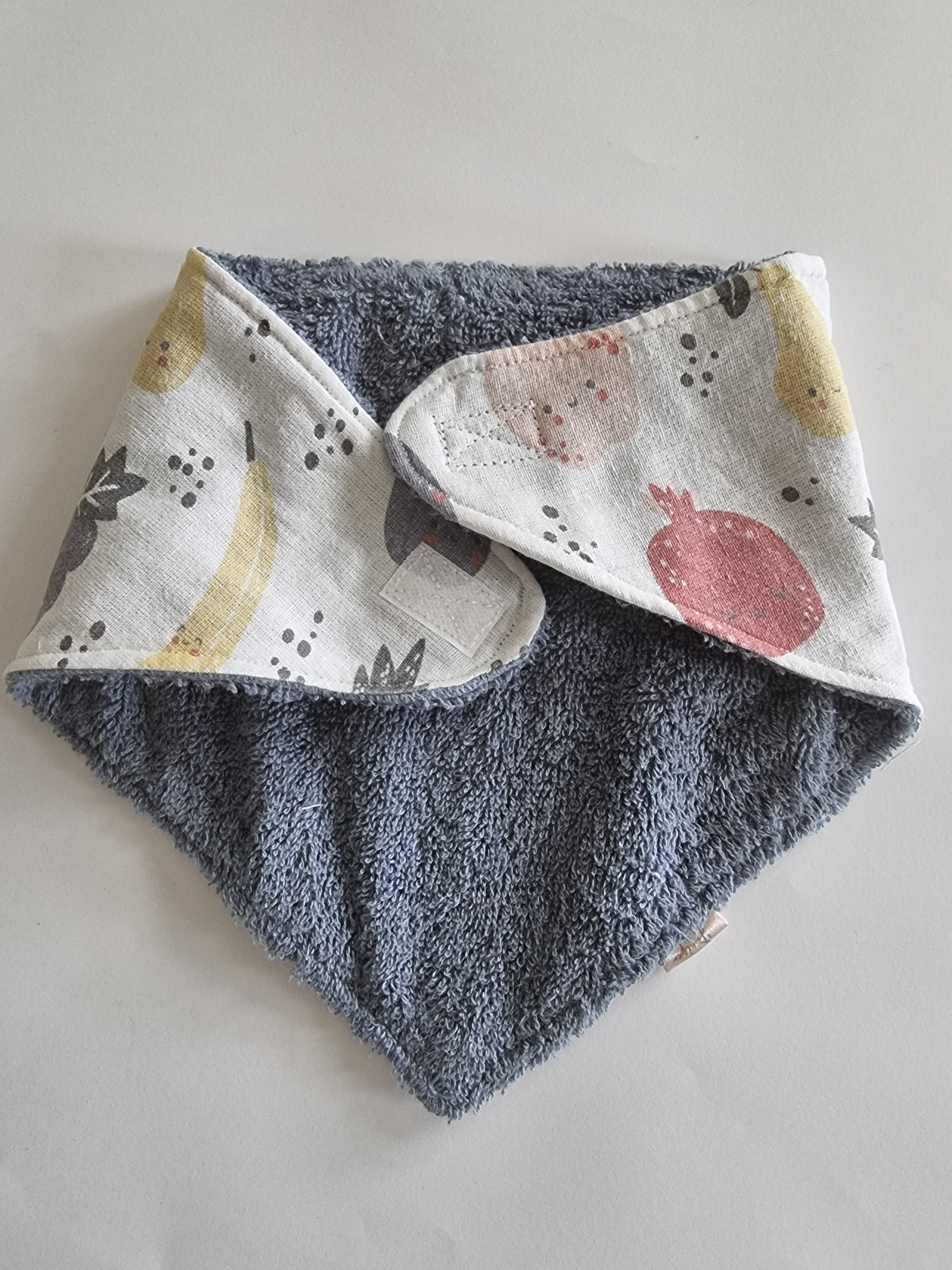 Tutti Fruiti Dribble Bib