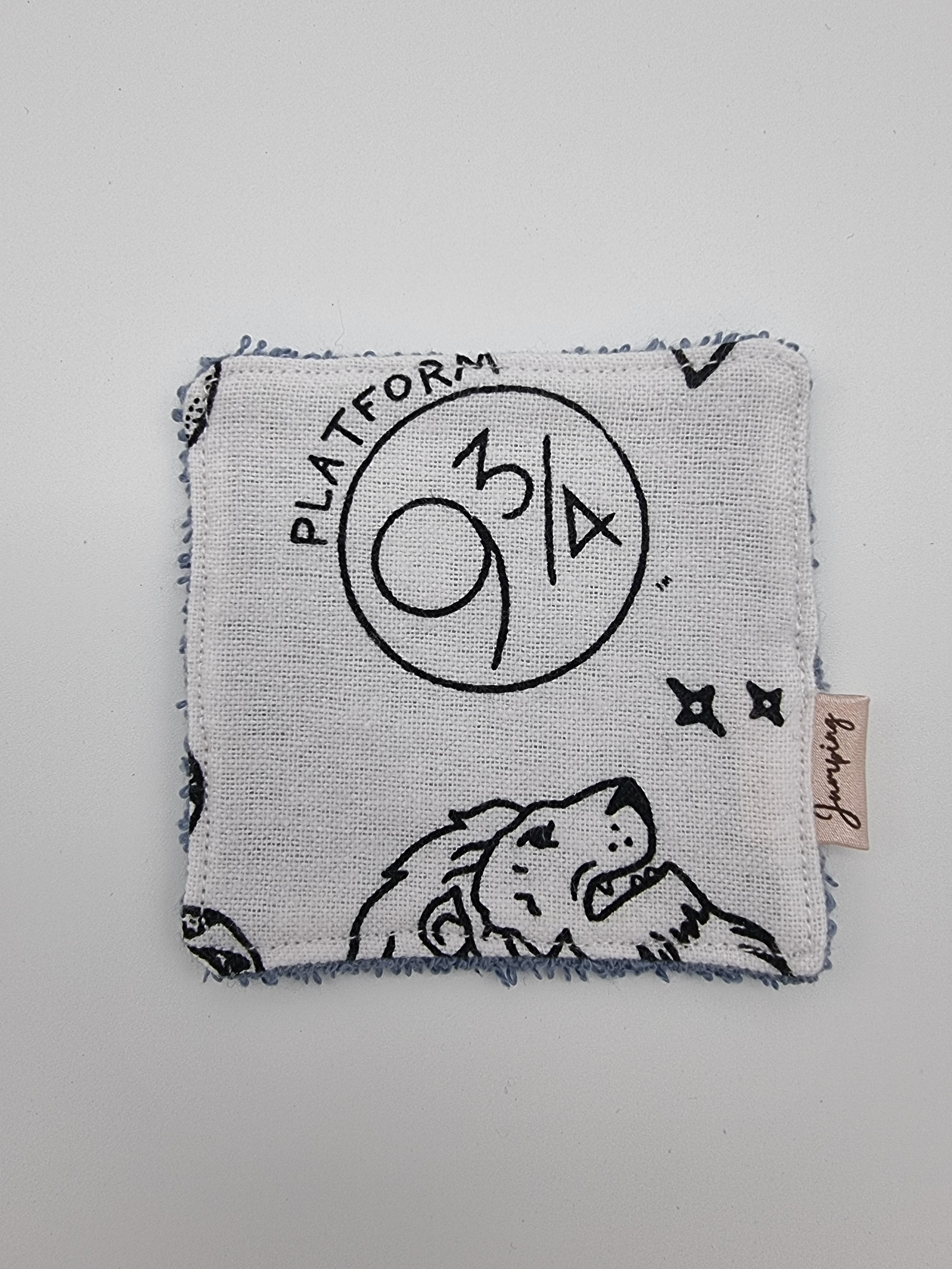 Reusable face wipes