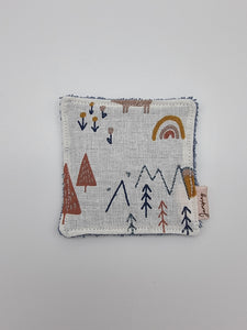 Reusable face wipes