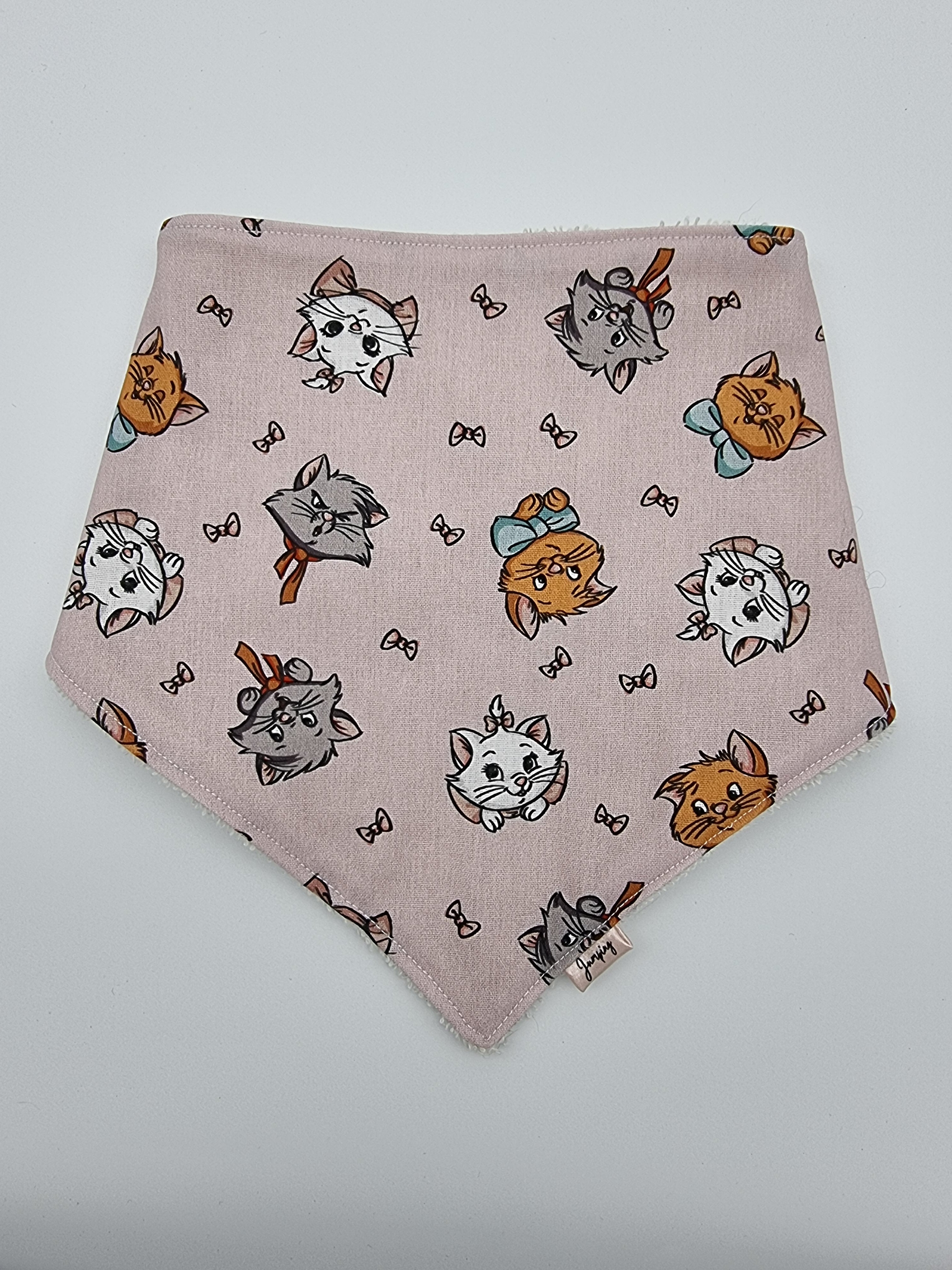 Aristocats dribble bib