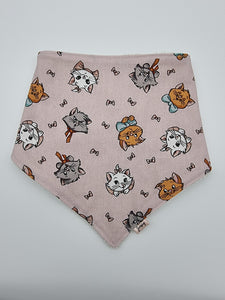 Aristocats dribble bib