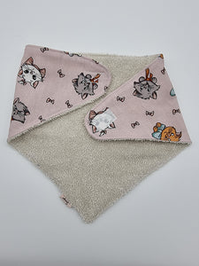 Aristocats dribble bib