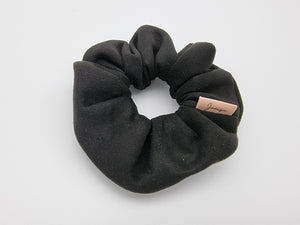 Pouch Scrunchie - Don't need to persuede me in Black