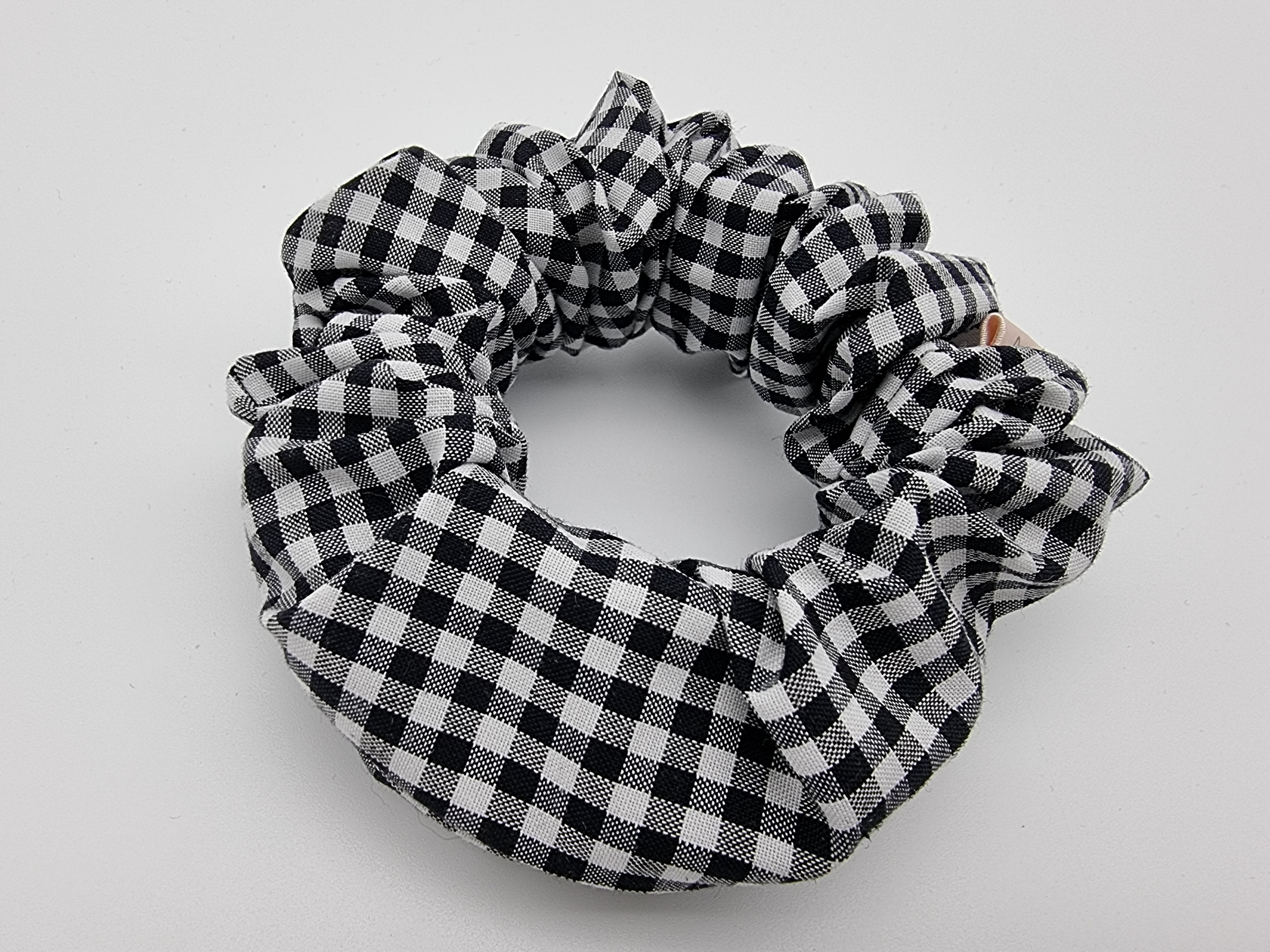 Pouch Scrunchie - Keep me in check black
