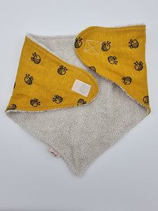 Bee Dribble Bib